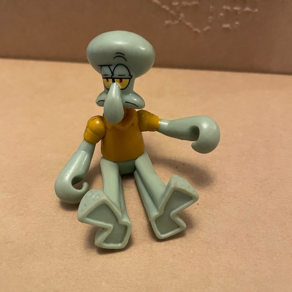 SpongeBob Squarepants Squidward Action Figure - Yellow and Gray
